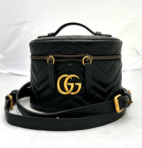 GUCCI  BLACk MARMONT ROUND BACKPACK (PREOWNED)
